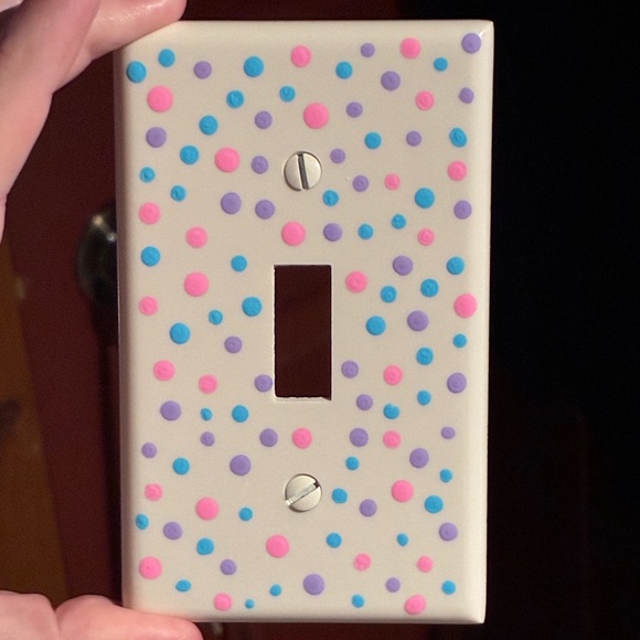 Polka Dot Painted Light Switch Cover - Picture 2 of 2